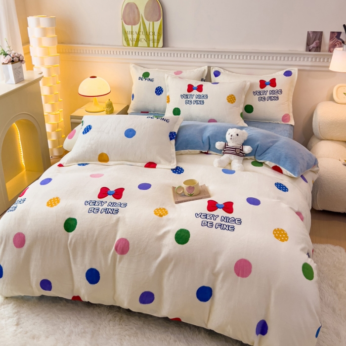 91家纺网 家纺一手货源 找家纺 宜家坊 2023新款小清新加厚印花牛奶绒四件套 简单款-彩色波点