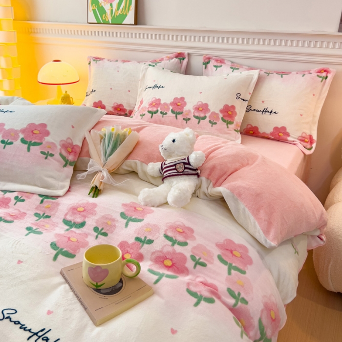 91家纺网 家纺一手货源 找家纺 宜家坊 2023新款小清新加厚印花牛奶绒四件套 简单款-花香四溢