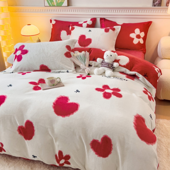 91家纺网 家纺一手货源 找家纺 宜家坊 2023新款小清新加厚印花牛奶绒四件套 简单款-花颜-白