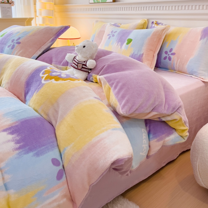 91家纺网 家纺一手货源 找家纺 宜家坊 2023新款小清新加厚印花牛奶绒四件套 简单款-流星花园