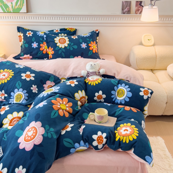 91家纺网 家纺一手货源 找家纺 宜家坊 2023新款小清新加厚印花牛奶绒四件套 简单款-秘密花园