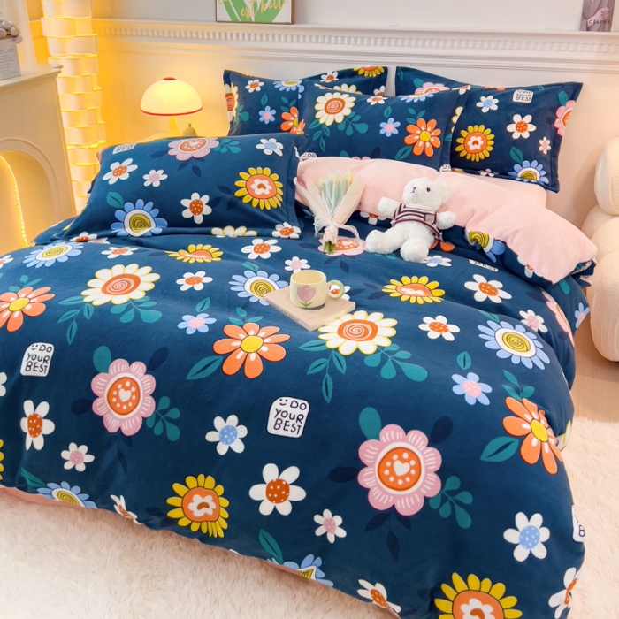 91家纺网 家纺一手货源 找家纺 宜家坊 2023新款小清新加厚印花牛奶绒四件套 简单款-秘密花园