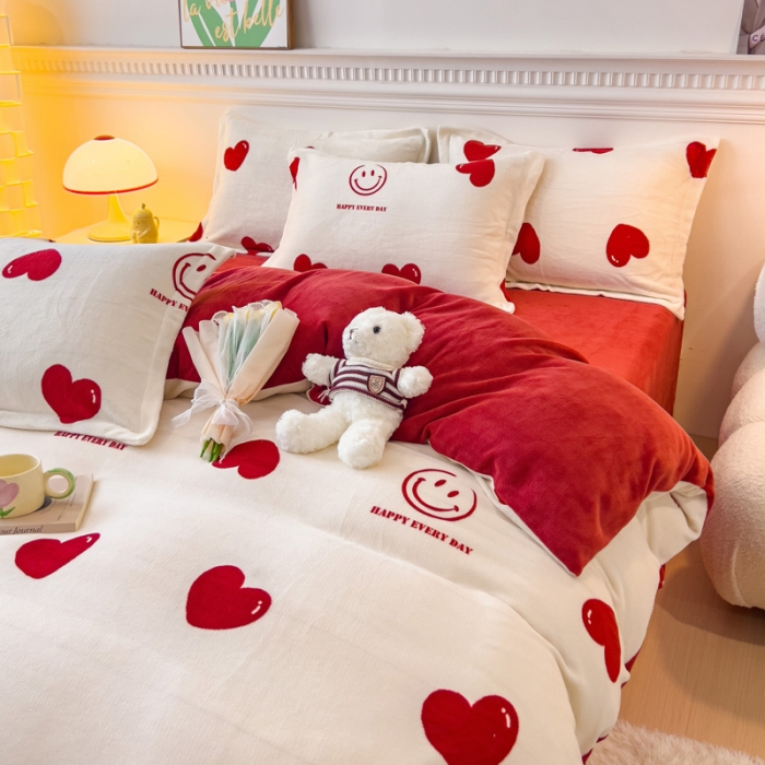 91家纺网 家纺一手货源 找家纺 宜家坊 2023新款小清新加厚印花牛奶绒四件套 简单款-一见倾心