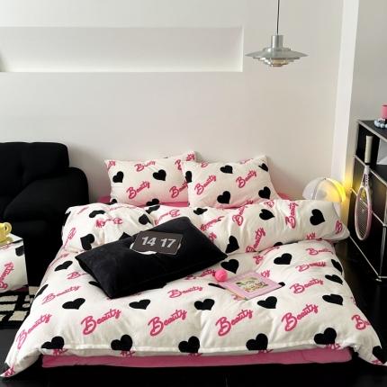 91家纺网 家纺一手货源 找家纺 桃喜 2024新款甜酷系列高克重牛奶绒印花四件套 多巴胺