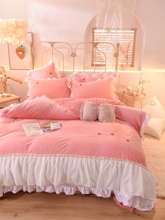 91家纺网 家纺一手货源 找家纺 欧冠 2023公主风倾城牛奶绒四件套 倾城-粉色