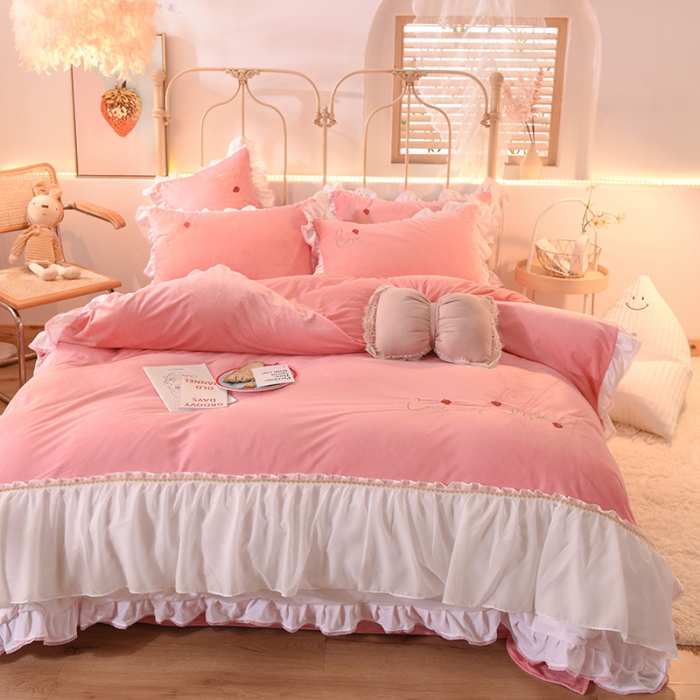 91家纺网 家纺一手货源 找家纺 欧冠 2023公主风倾城牛奶绒四件套 倾城-粉色