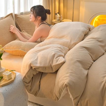 91家纺网 家纺一手货源 找家纺 （总）简爱2025新款纯色双拼牛奶绒四件套被套（跑量款）直播