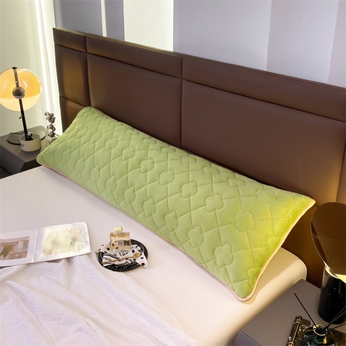 91家纺网 家纺一手货源 找家纺 梦舒羽 2025新款牛奶绒夹棉长枕套宿舍双人枕芯套 芥末绿