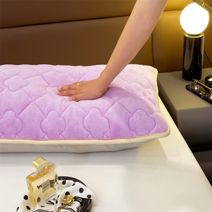 91家纺网 家纺一手货源 找家纺 梦舒羽 2025新款牛奶绒夹棉长枕套宿舍双人枕芯套 玫瑰紫