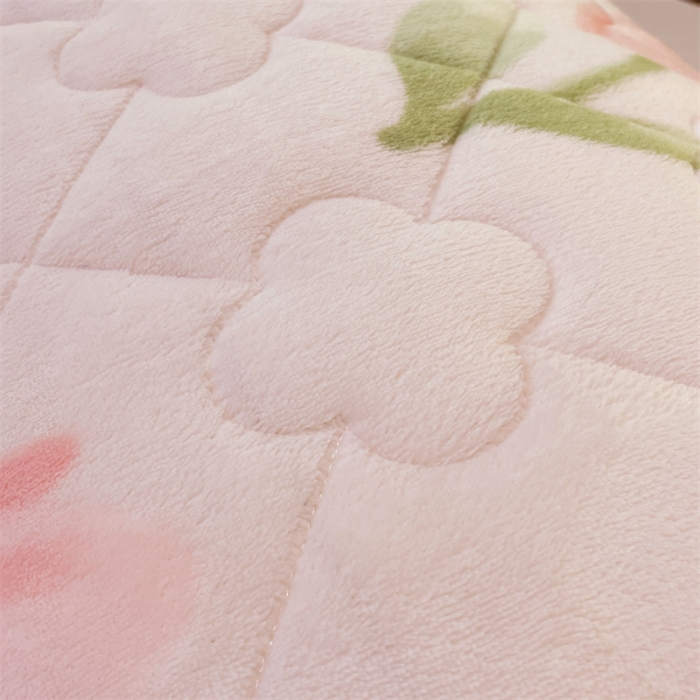 91家纺网 家纺一手货源 找家纺 梦舒羽 2025新款牛奶绒夹棉长枕套宿舍双人枕芯套 郁金香