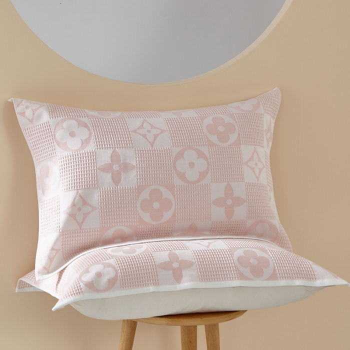 91家纺网 家纺一手货源 找家纺 朴尔 2023新款全棉纱布蜂窝结构系列枕巾系列52x78cm/对 幸运草-嫩粉