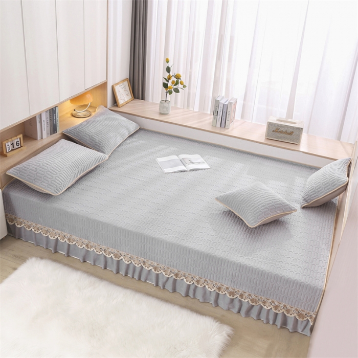 91家纺网 家纺一手货源 找家纺 美优兰 2025秋冬新款牛奶绒榻榻米垫床盖（可定制） 素沫