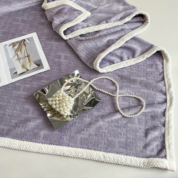 91家纺网 家纺一手货源 找家纺 小米笠 2023新款立体剪花牛奶绒毯 冰川紫