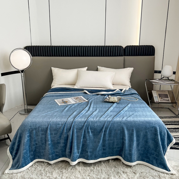 91家纺网 家纺一手货源 找家纺 小米笠 2023新款立体剪花牛奶绒毯 星海蓝