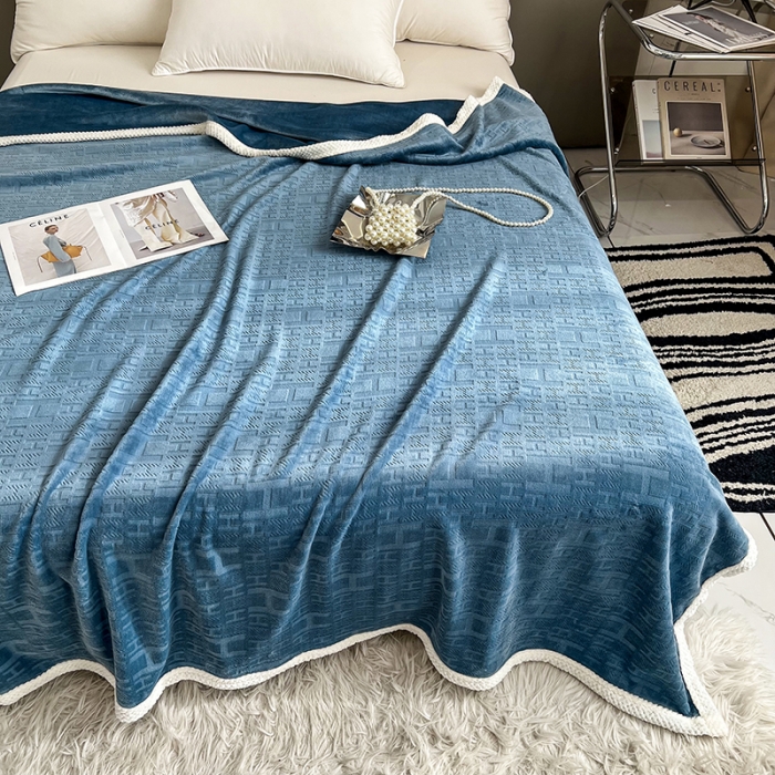 91家纺网 家纺一手货源 找家纺 小米笠 2023新款立体剪花牛奶绒毯 星海蓝
