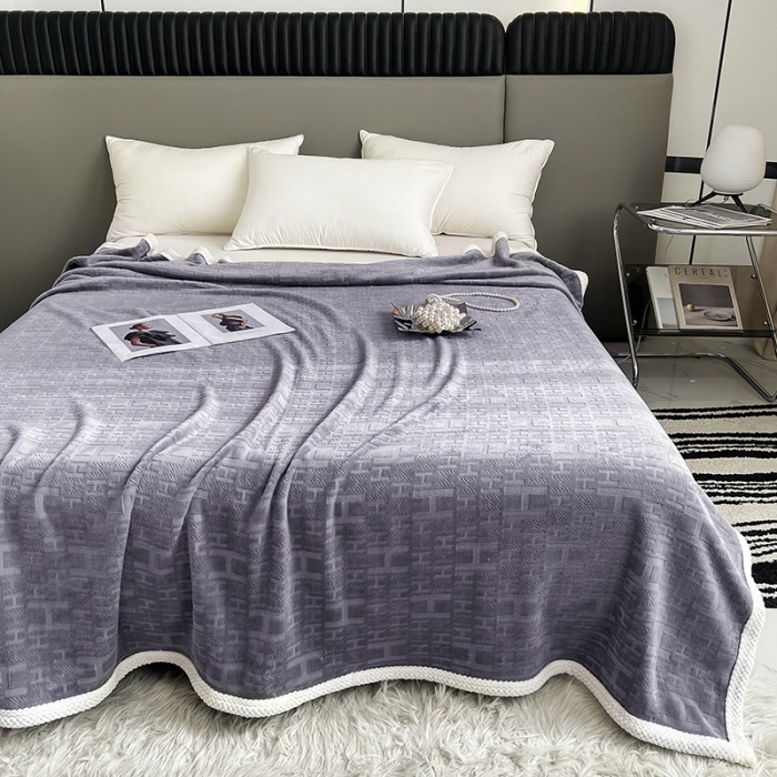 91家纺网 家纺一手货源 找家纺 小米笠 2023新款立体剪花牛奶绒毯 玄紫灰