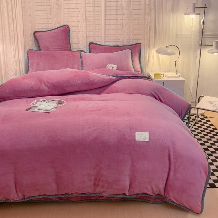 91家纺网 家纺一手货源 找家纺 欧冠 2023新款加厚牛奶绒纯色优雅四件套 优雅-豆沙