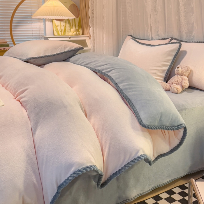 91家纺网 家纺一手货源 找家纺 欧冠 2023新款加厚牛奶绒纯色优雅四件套 优雅-粉灰