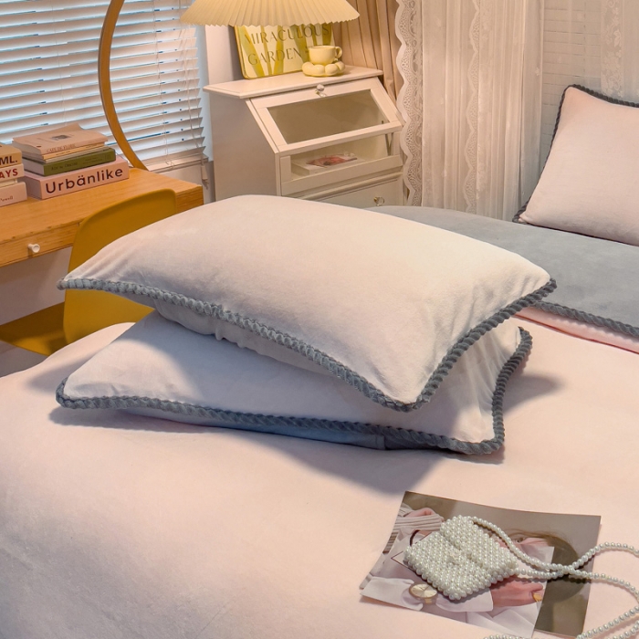 91家纺网 家纺一手货源 找家纺 欧冠 2023新款加厚牛奶绒纯色优雅四件套 优雅-粉灰