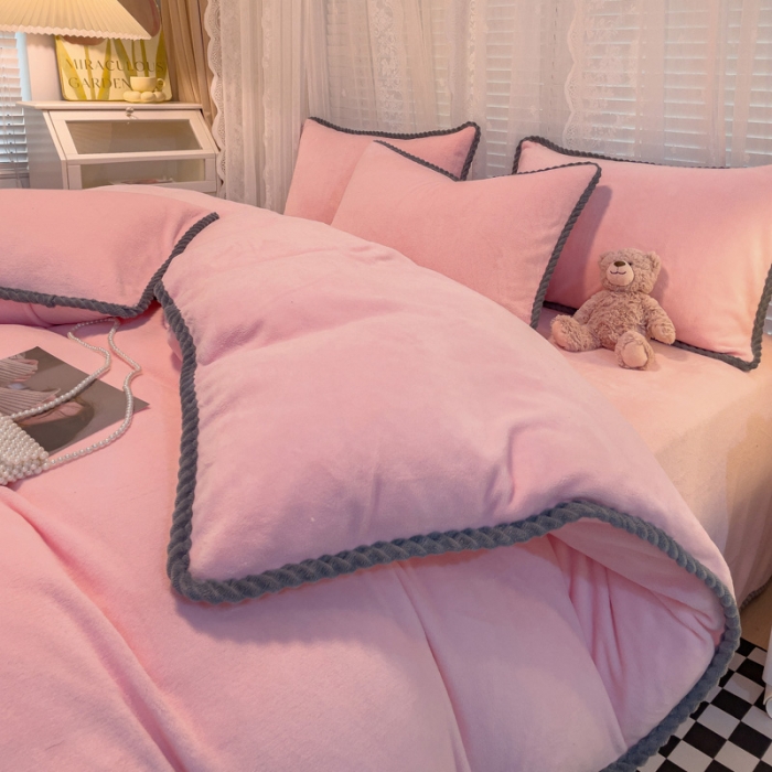 91家纺网 家纺一手货源 找家纺 欧冠 2023新款加厚牛奶绒纯色优雅四件套 优雅-粉色