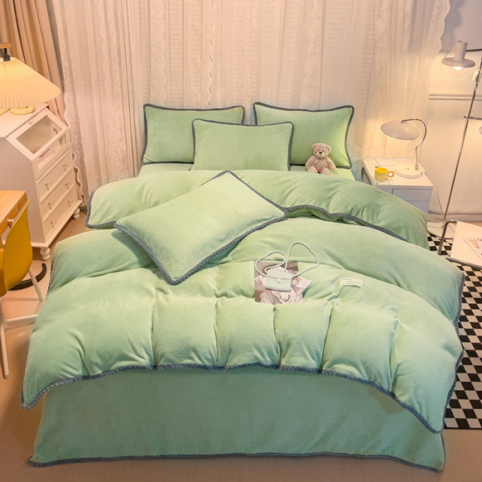 91家纺网 家纺一手货源 找家纺 欧冠 2023新款加厚牛奶绒纯色优雅四件套 优雅-牛油果