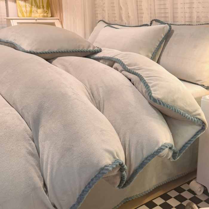 91家纺网 家纺一手货源 找家纺 欧冠 2023新款加厚牛奶绒纯色优雅四件套 优雅-浅驼