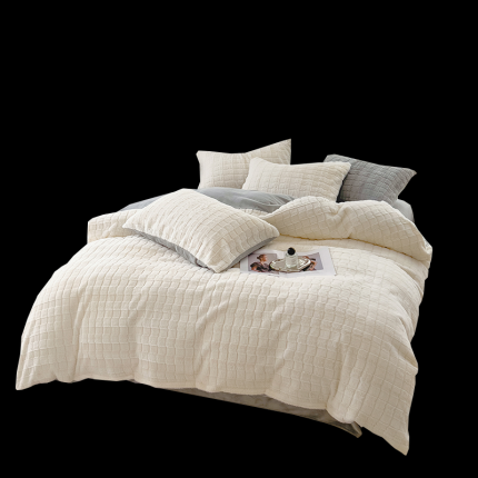 91家纺网 家纺一手货源 找家纺 （总）欧冠 2023秋冬320克兔兔绒四件套