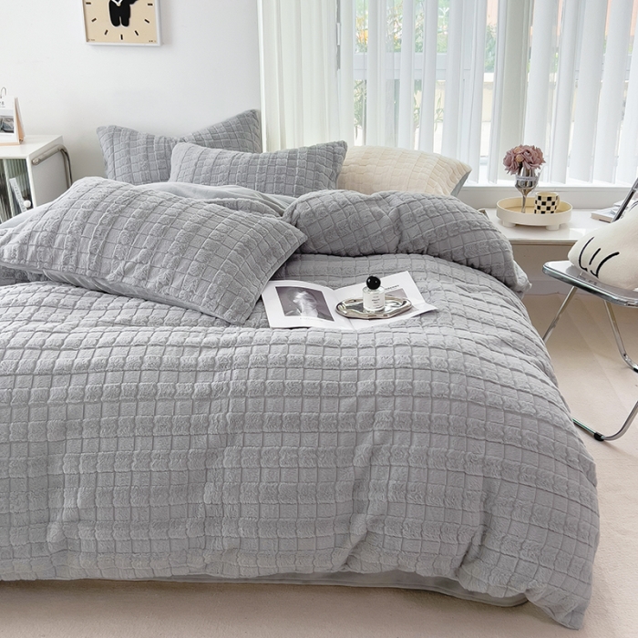 91家纺网 家纺一手货源 找家纺 欧冠 2023秋冬320克兔兔绒四件套 典雅灰