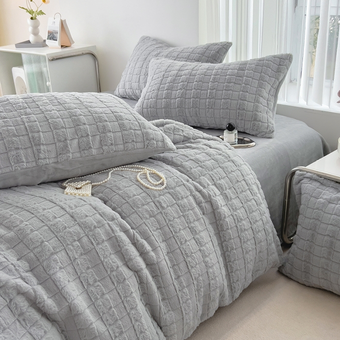 91家纺网 家纺一手货源 找家纺 欧冠 2023秋冬320克兔兔绒四件套 典雅灰