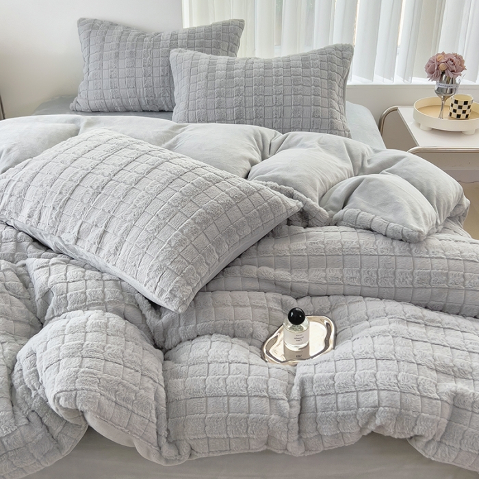 91家纺网 家纺一手货源 找家纺 欧冠 2023秋冬320克兔兔绒四件套 典雅灰