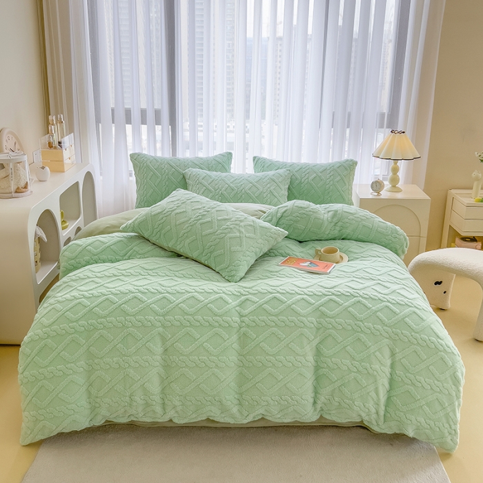 91家纺网 家纺一手货源 找家纺 （总）欧冠  2023秋冬加厚塔芙绒简约款牛奶绒四件套