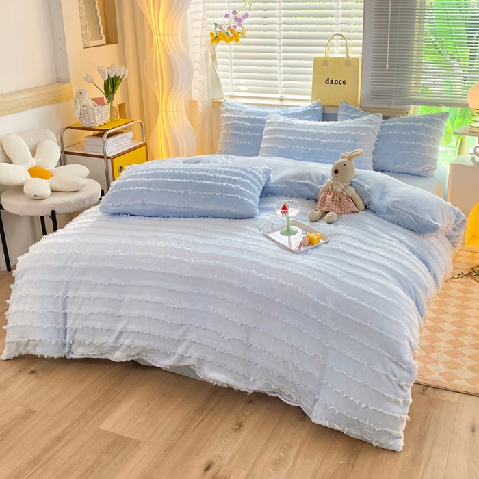 91家纺网 家纺一手货源 找家纺 欧冠 2023秋冬新款牛奶绒提花简约款牛奶绒四件套 可可蓝