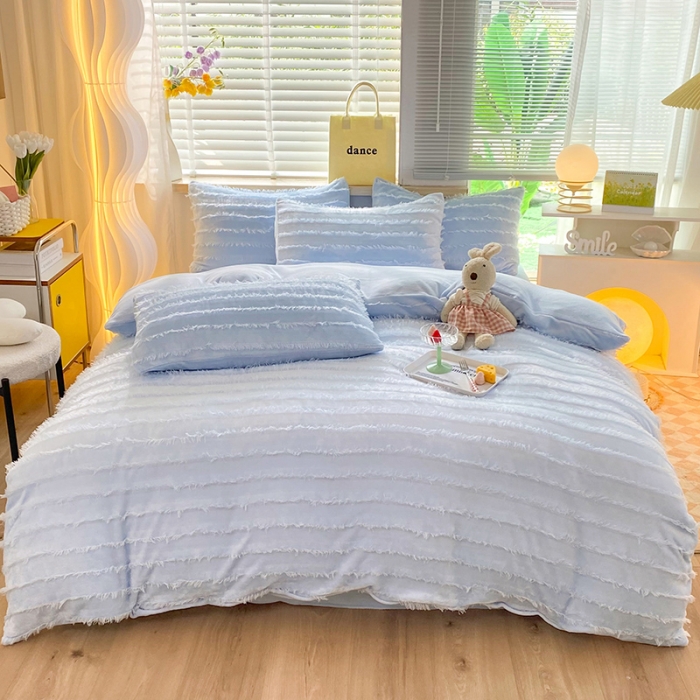 91家纺网 家纺一手货源 找家纺 欧冠 2023秋冬新款牛奶绒提花简约款牛奶绒四件套 可可蓝