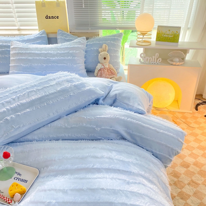 91家纺网 家纺一手货源 找家纺 欧冠 2023秋冬新款牛奶绒提花简约款牛奶绒四件套 可可蓝