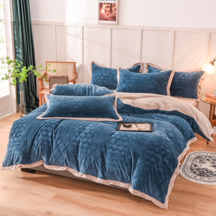 91家纺网 家纺一手货源 找家纺 （总）欧冠 2023秋冬新款唯爱雕花A版260克牛奶绒四件套-相机款