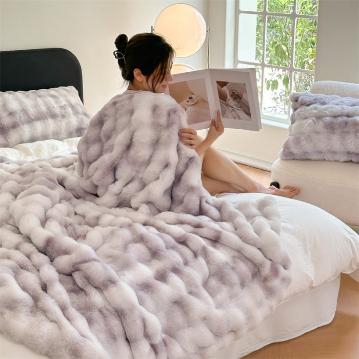 91家纺网 家纺一手货源 找家纺 蓝米卡夫 2024秋冬A类1400g云纹兔毛皮草毯 TSKN云纹-洛神紫