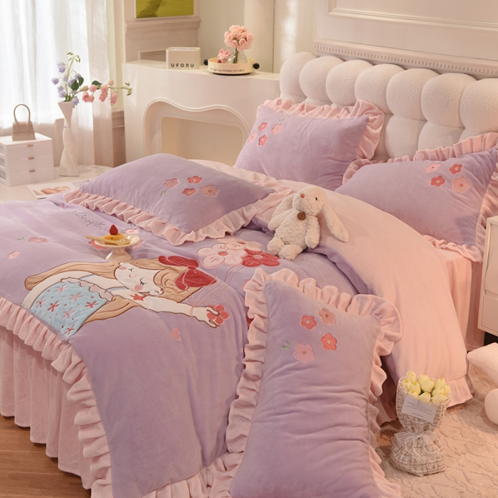 91家纺网 家纺一手货源 找家纺 欧冠 2023新款高档贴布绣甜心公主牛奶绒四件套 甜心公主-粉紫