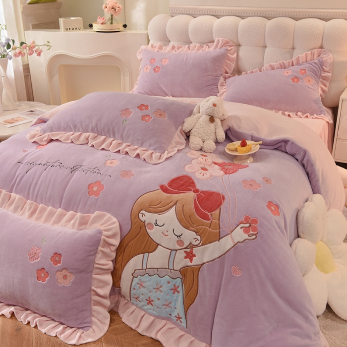 91家纺网 家纺一手货源 找家纺 欧冠 2023新款高档贴布绣甜心公主牛奶绒四件套 甜心公主-粉紫