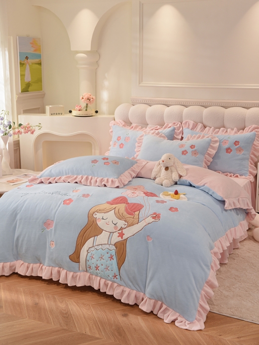 91家纺网 家纺一手货源 找家纺 欧冠 2023新款高档贴布绣甜心公主牛奶绒四件套 甜心公主-蓝粉