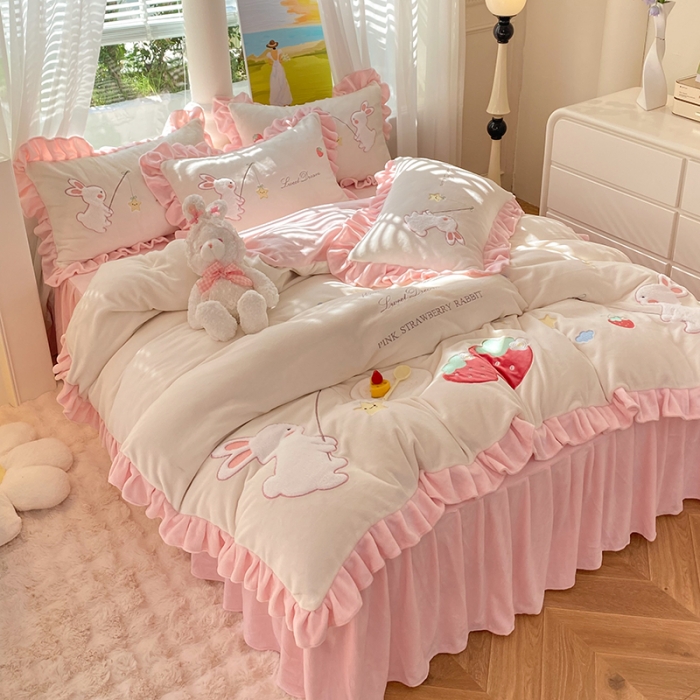 91家纺网 家纺一手货源 找家纺 （总）欧冠 2023新款牛奶绒摘星兔贴布绣牛奶绒四件套