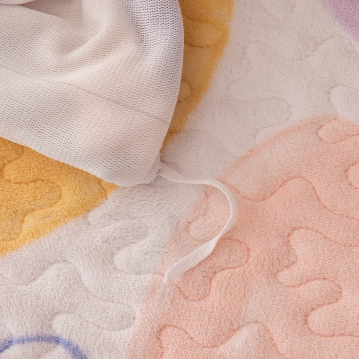 91家纺网 家纺一手货源 找家纺 梓依家纺 2023新款牛奶绒床盖款四件套 爱心兔兔