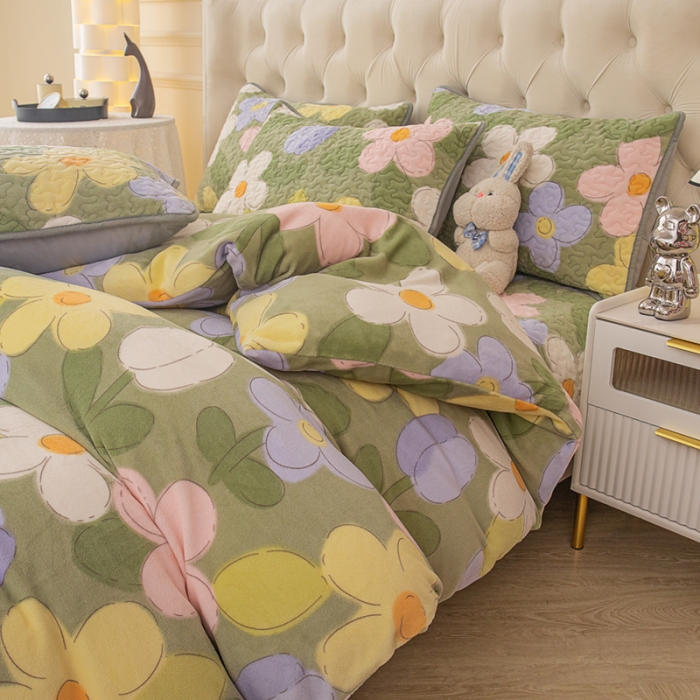 91家纺网 家纺一手货源 找家纺 梓依家纺 2023新款牛奶绒床盖款四件套 繁花入梦