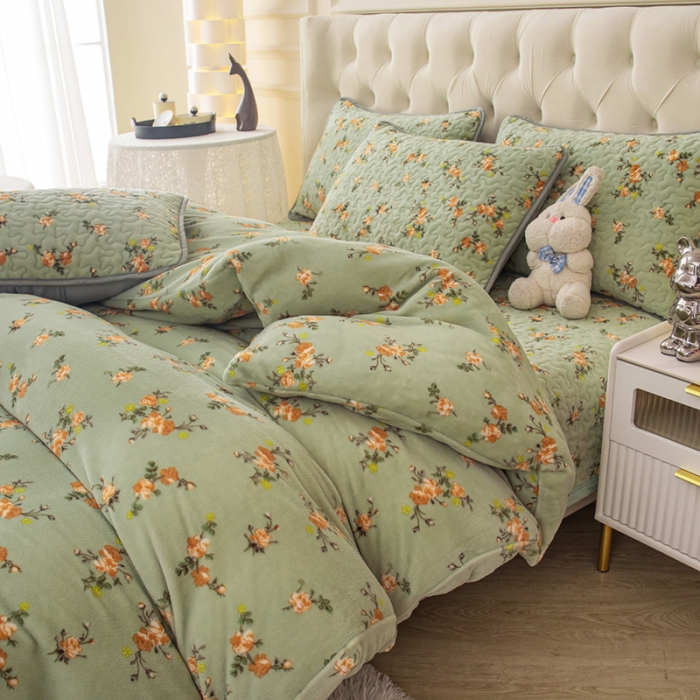 91家纺网 家纺一手货源 找家纺 梓依家纺 2023新款牛奶绒床盖款四件套 芬芳