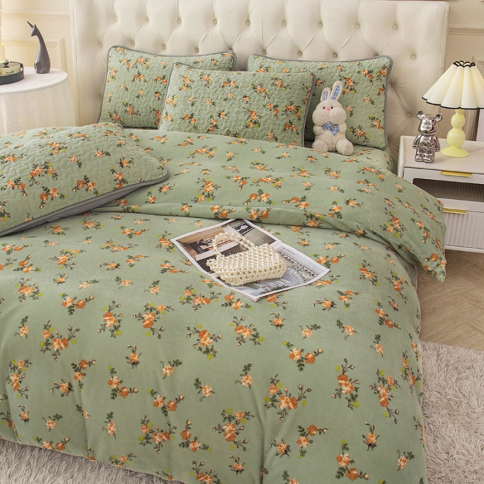 91家纺网 家纺一手货源 找家纺 梓依家纺 2023新款牛奶绒床盖款四件套 芬芳