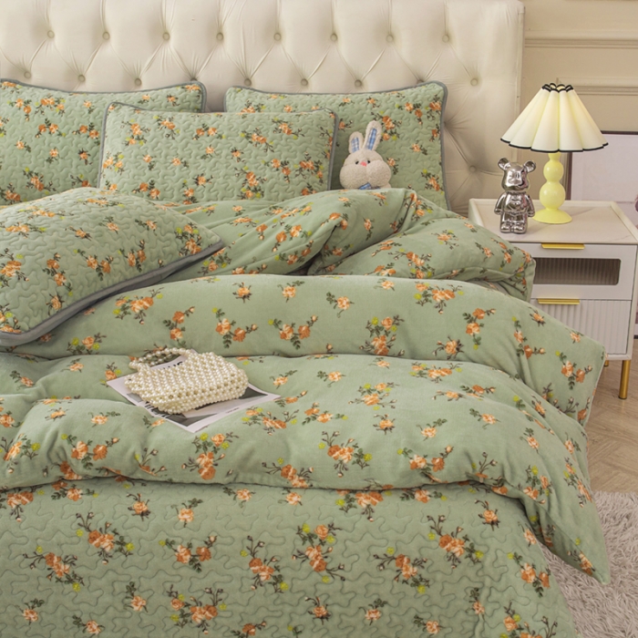 91家纺网 家纺一手货源 找家纺 梓依家纺 2023新款牛奶绒床盖款四件套 芬芳