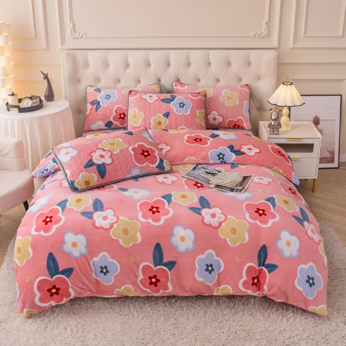 91家纺网 家纺一手货源 找家纺 梓依家纺 2023新款牛奶绒床盖款四件套 花海