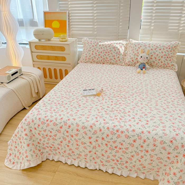 91家纺网 家纺一手货源 找家纺 岚吉 2023新款印花牛奶绒床盖三件套 粉色小碎花