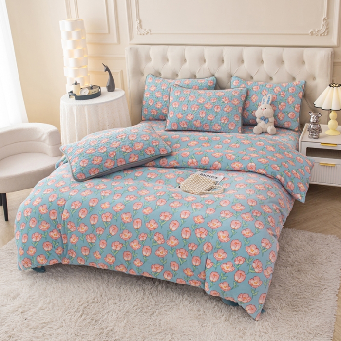 91家纺网 家纺一手货源 找家纺 梓依家纺 2023新款牛奶绒床盖款四件套 花颜