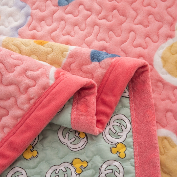 91家纺网 家纺一手货源 找家纺 梓依家纺 2023新款牛奶绒单床盖 花海