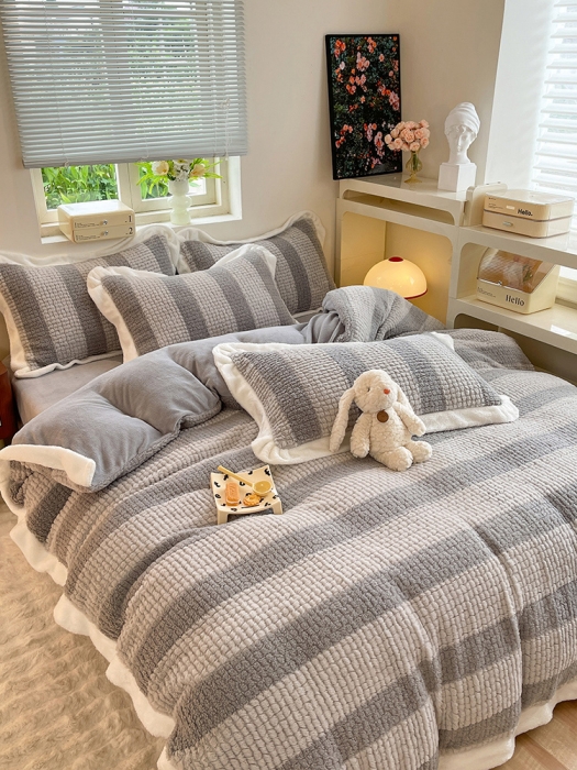 91家纺网 家纺一手货源 找家纺 欧冠 2023新款泰迪绒兔绒牛奶绒四件套